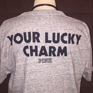 VS PINK St. Patrick’s Day T-Shirt 🍀